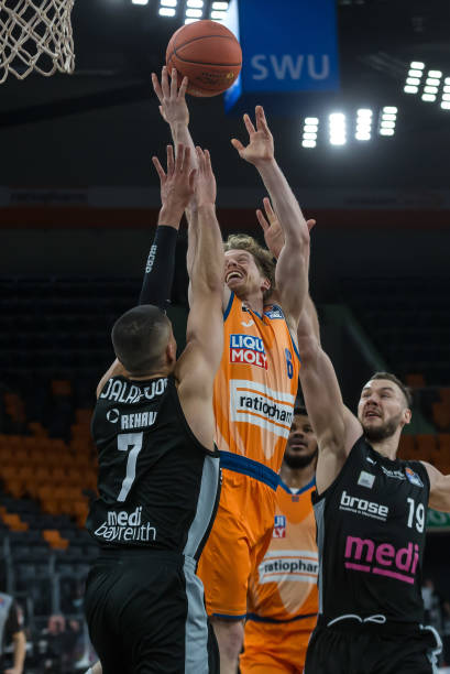 入家庭来说 入家庭来说