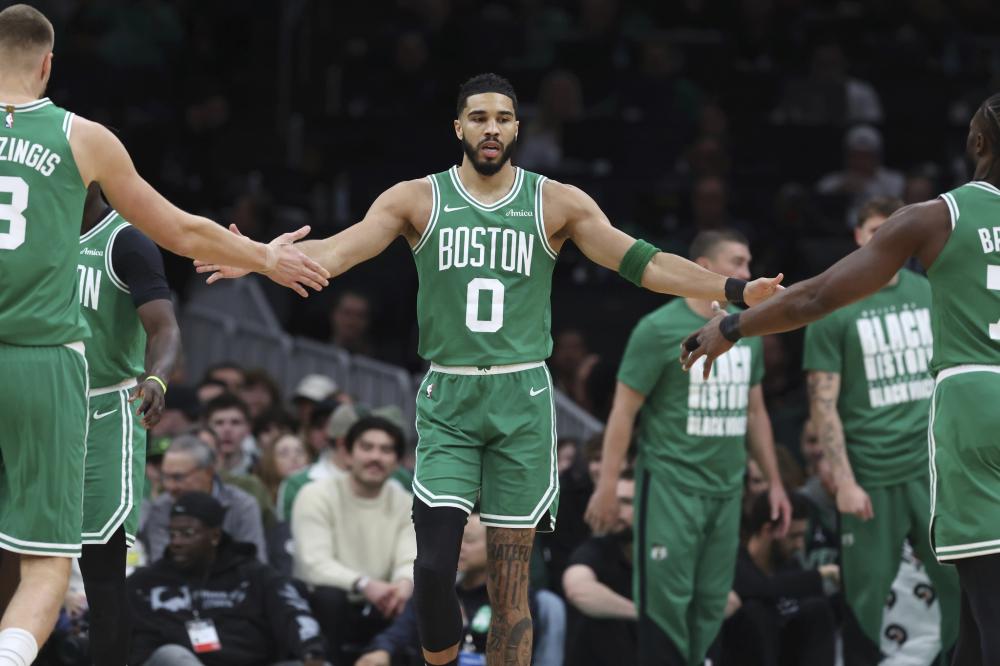 方面均占据 方面均占据